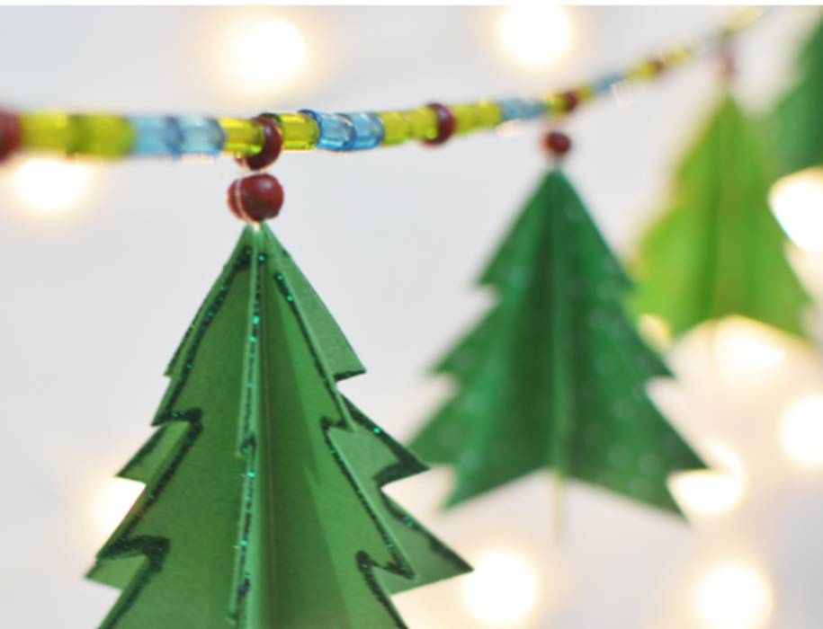 Decoration ideas with paper Christmas tree