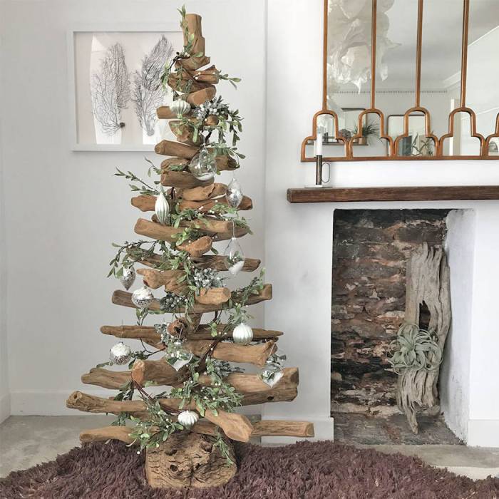 Driftwood Christmas tree