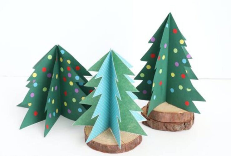 How to make a Christmas tree from paper