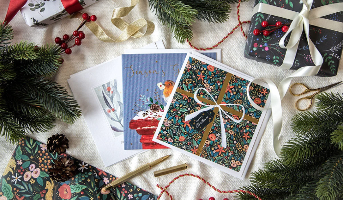 Heartwarming Christmas Greetings for Family Cards