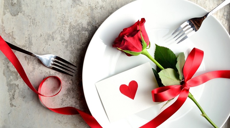 DIY-romantic-dinner