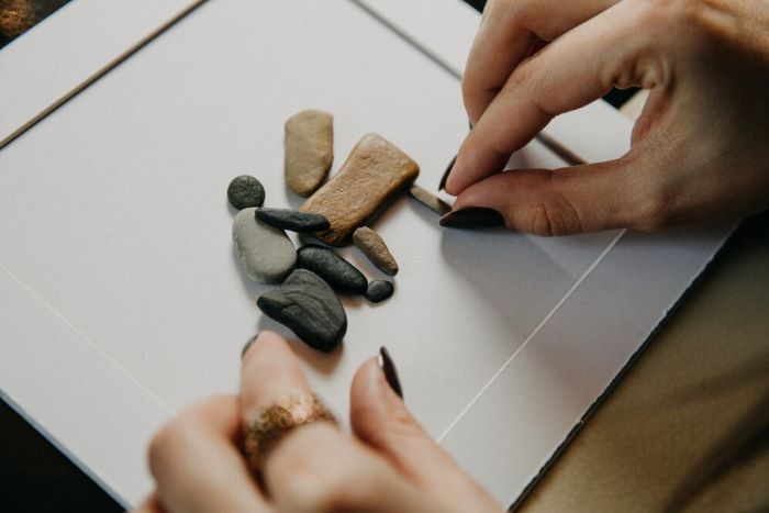 These inexpensive homemade story stones provide children with a tactile and interactive storytelling experience