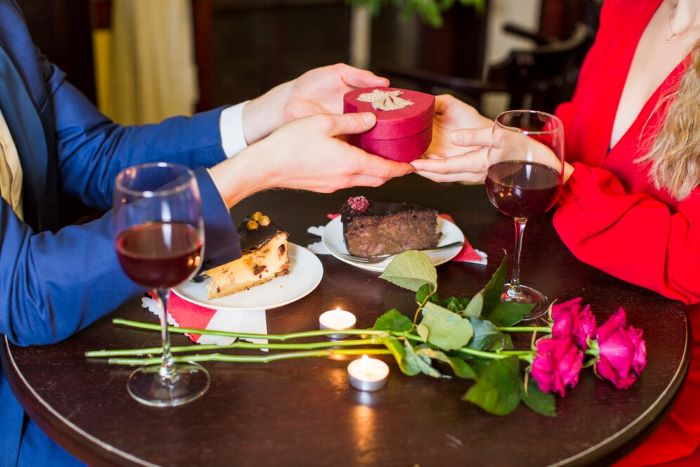 Romantic Dinner Date